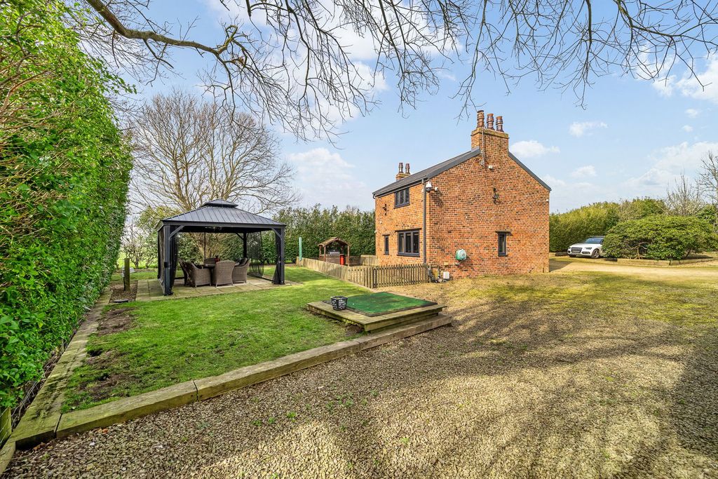 Additional image 37 of 2 bed cottage for saleCanal Cottage, Downholland, Aughton, Ormskirk L39