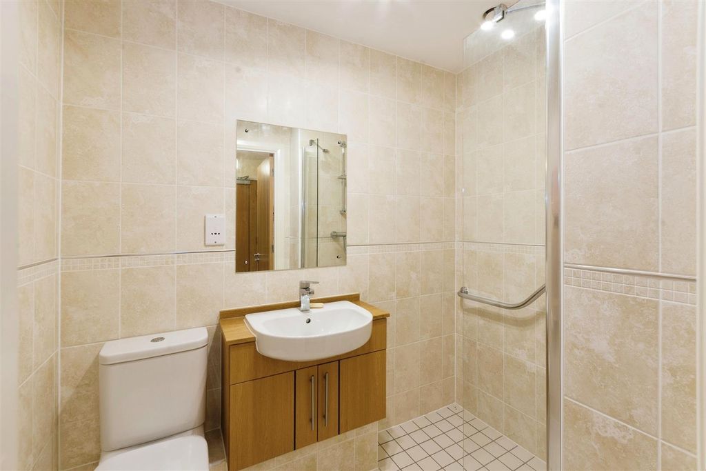 Additional image 16 of 2 bed flat for sale8 Westonia Court, 582-592 Wellingborough Road, Northampton NN3