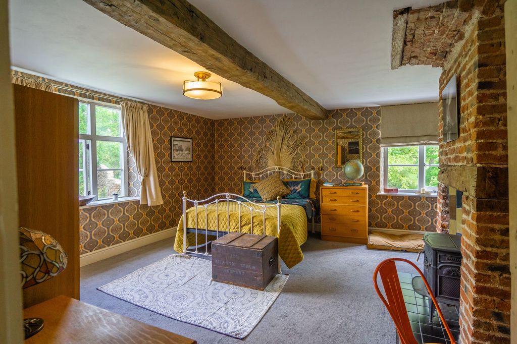 Additional image 13 of 7 bed property for saleGloucester Road, Longhope GL17