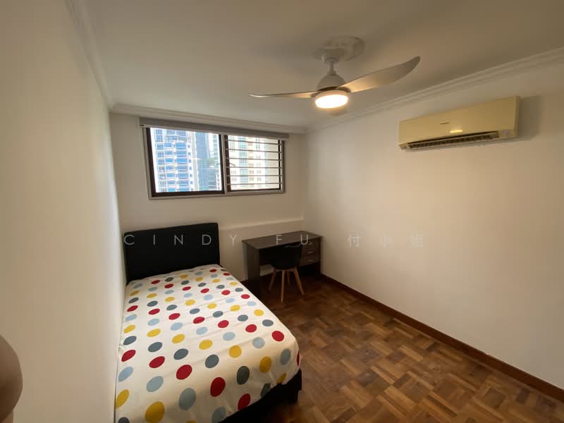 130 Thomson Road photo 2