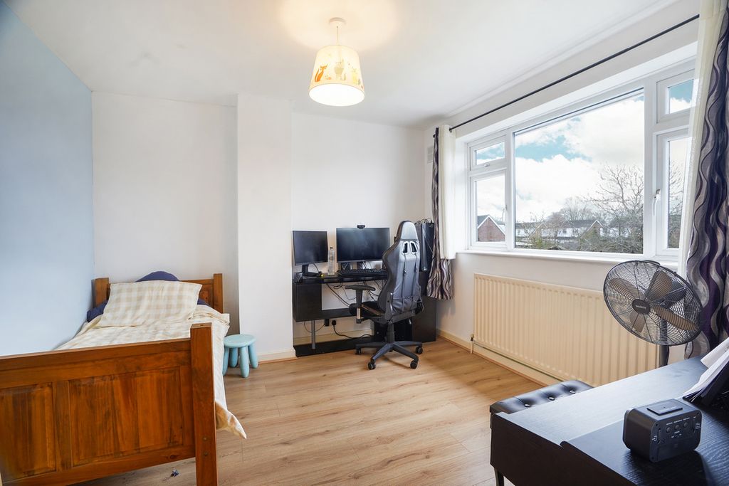 Additional image 10 of 4 bed semi-detached house for saleElmhirst Road, Lutterworth LE17