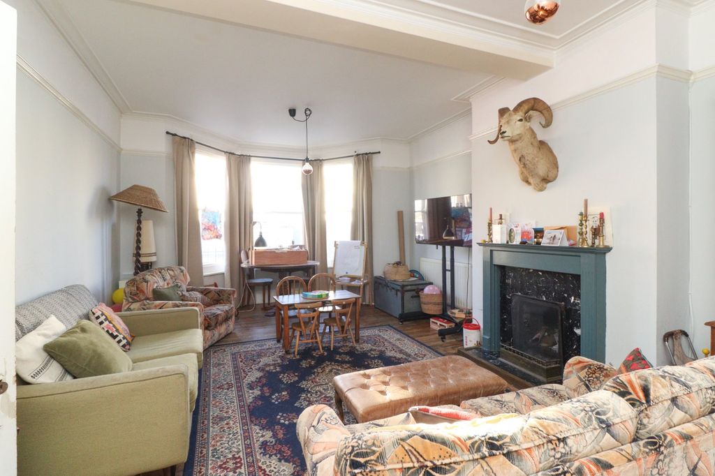 Additional image 2 of 4 bed flat for saleNorthdown Road, Margate, Kent CT9
