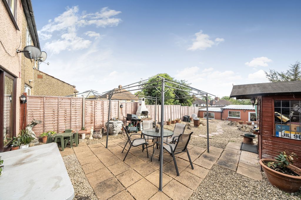 Additional image 10 of 4 bed semi-detached house for saleOldfields Circus, Northolt UB5