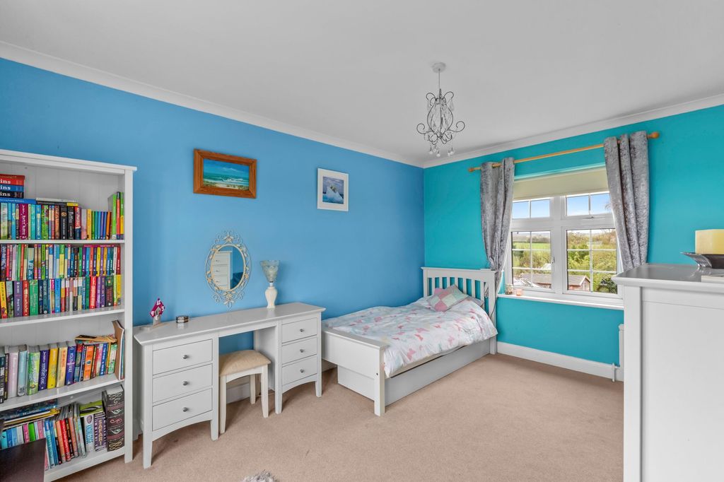 Additional image 9 of 4 bed detached house for saleIlmer, Princes Risborough HP27