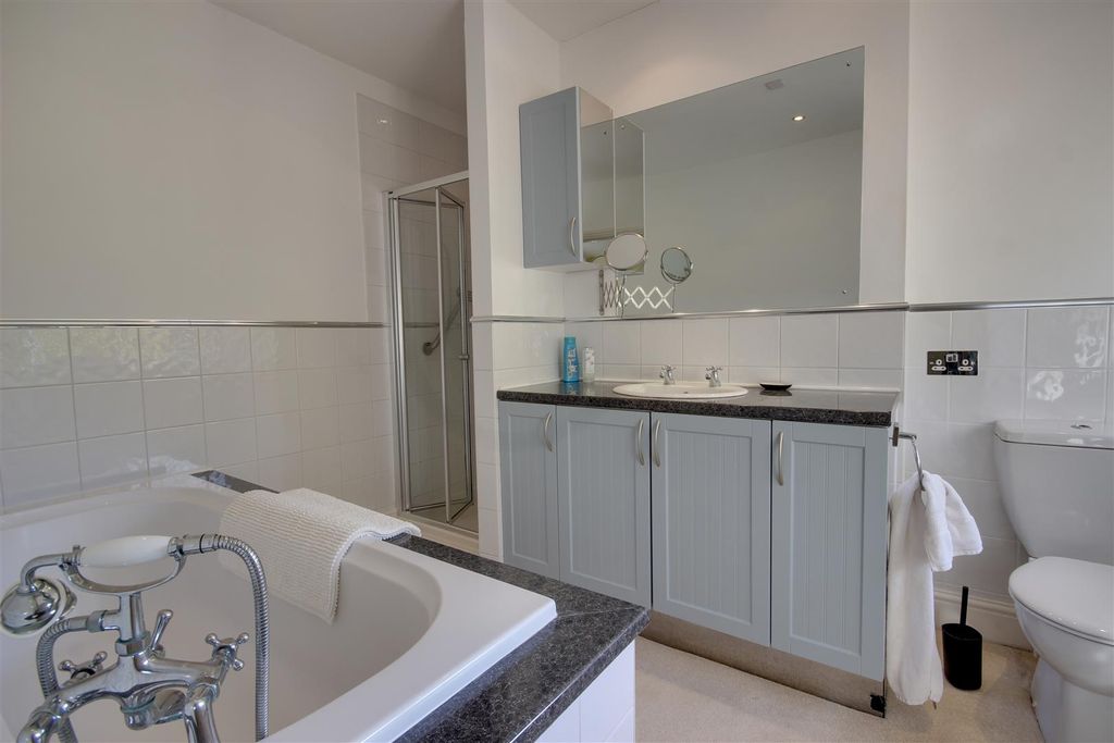 Additional image 15 of 5 bed detached house for saleStation Road, North Ferriby HU14
