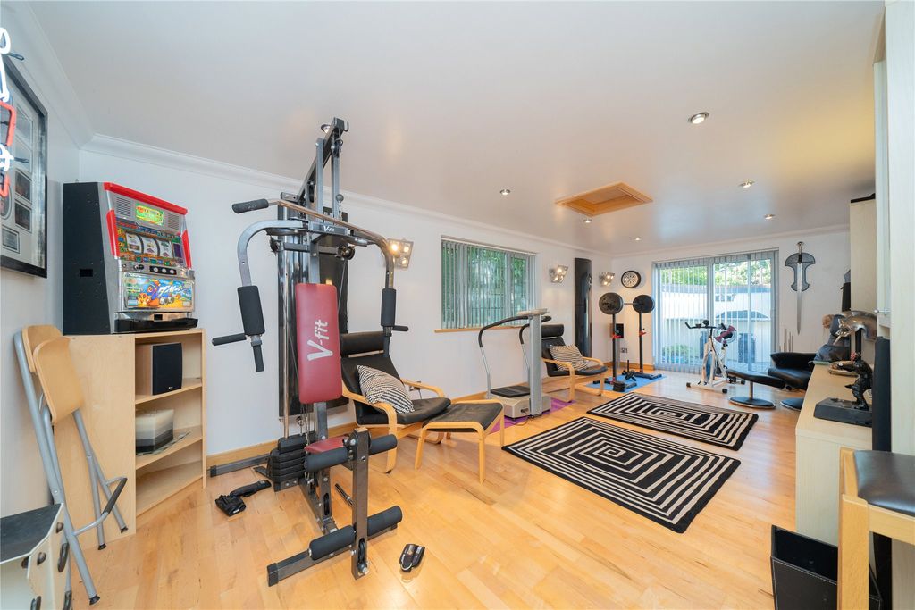 Additional image 38 of 6 bed detached house for saleHanns Hall Road, Neston, Cheshire CH64