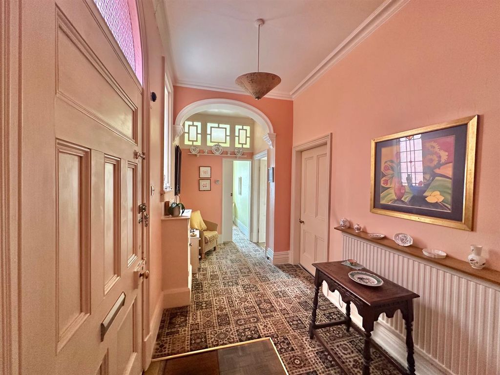 Additional image 7 of 4 bed flat for saleWellington Road, Nantwich, Cheshire CW5