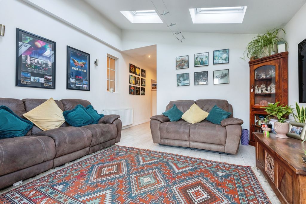 Additional image 13 of 5 bed semi-detached house for salePonteland, Newcastle Upon Tyne, Northumberland NE20