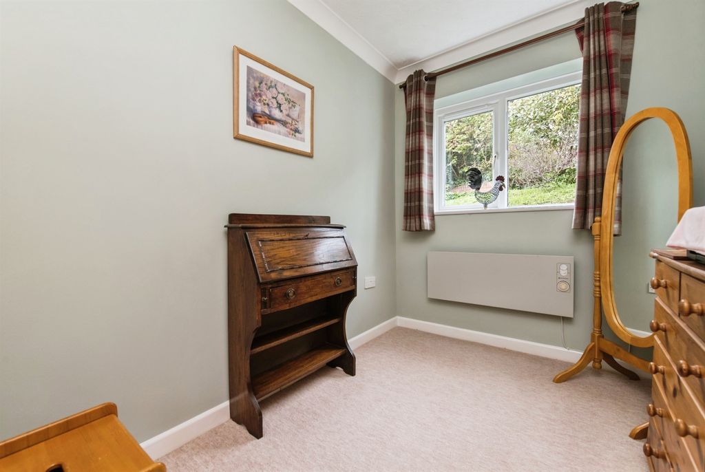 Additional image 13 of 2 bed flat for saleAnning Road, Lyme Regis DT7