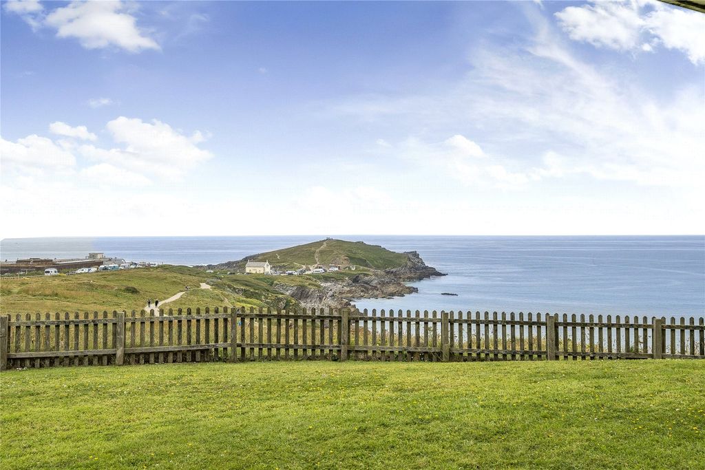 Additional image 7 of 2 bed flat for saleHeadland Road, Newquay, Cornwall TR7