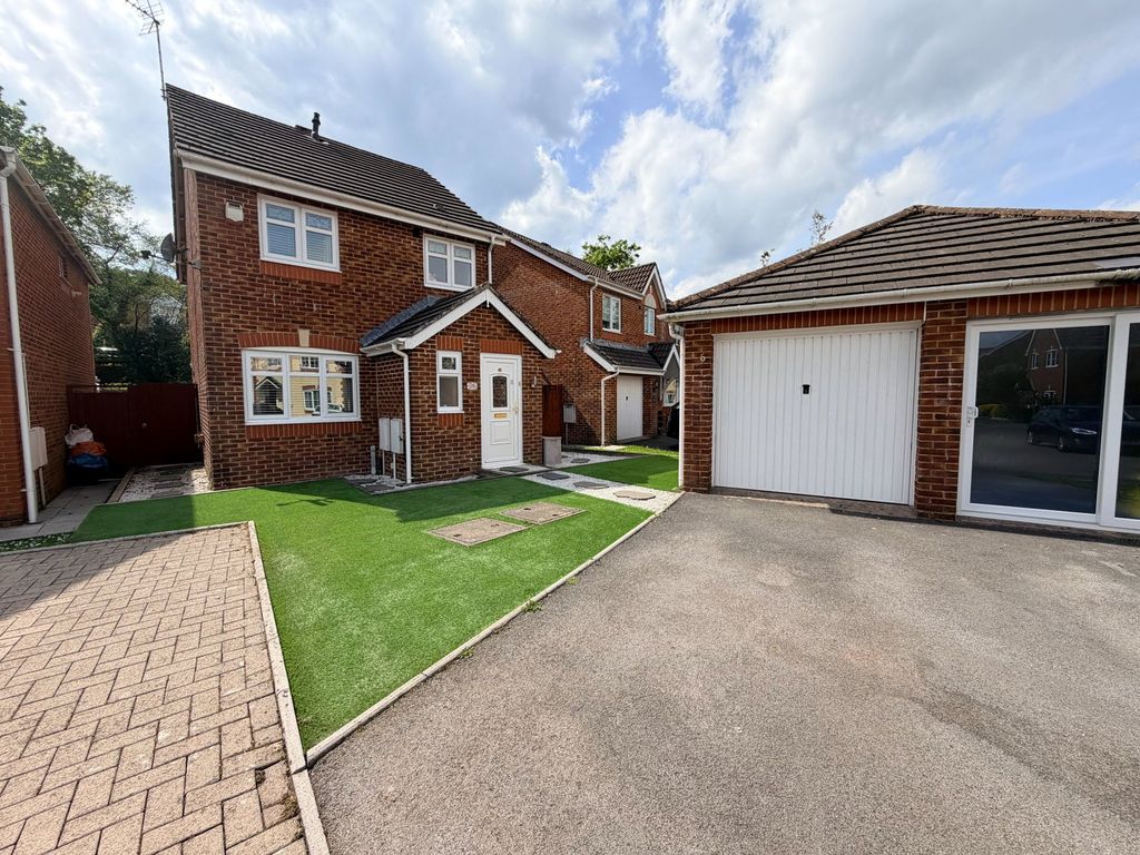 3 bed detached house for saleRhodfa'r Coed, Maesteg CF34