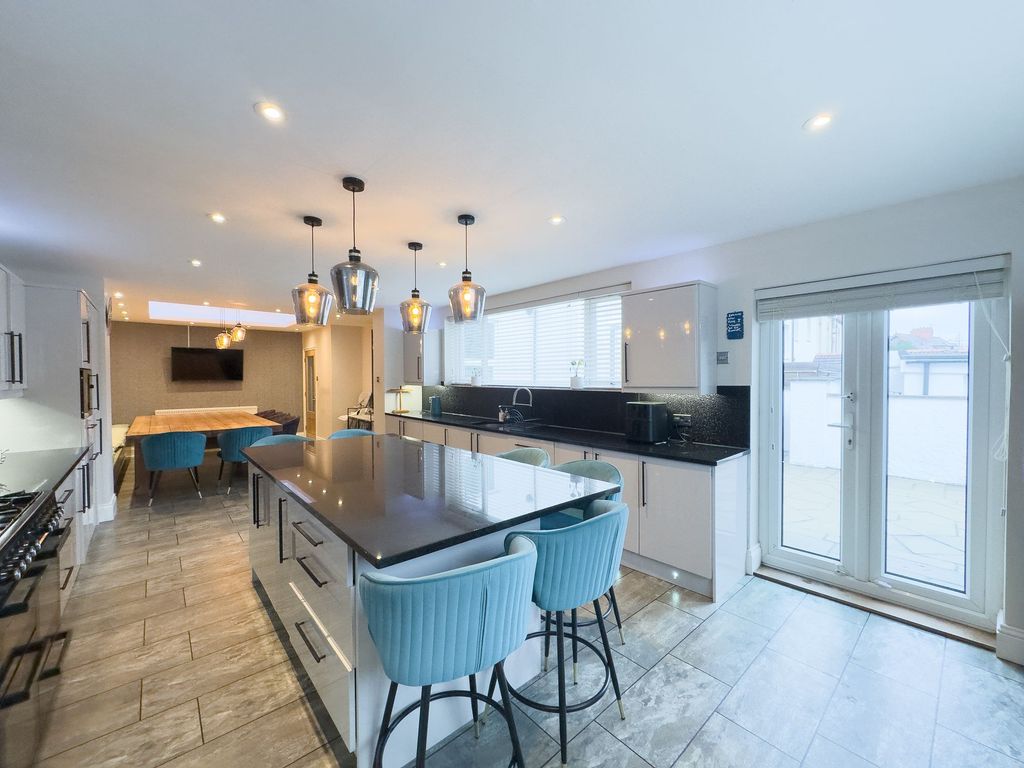 Additional image 10 of 7 bed semi-detached house for saleSchool Lane, Prenton CH43