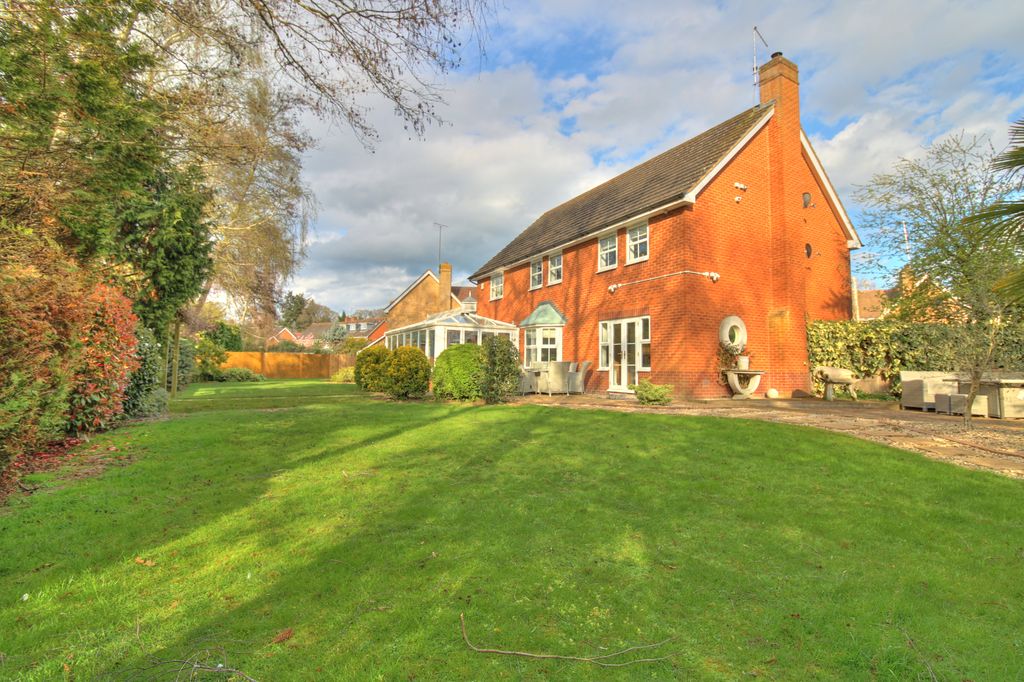 Additional image 4 of 4 bed detached house for saleStanding Stones, Northampton NN3