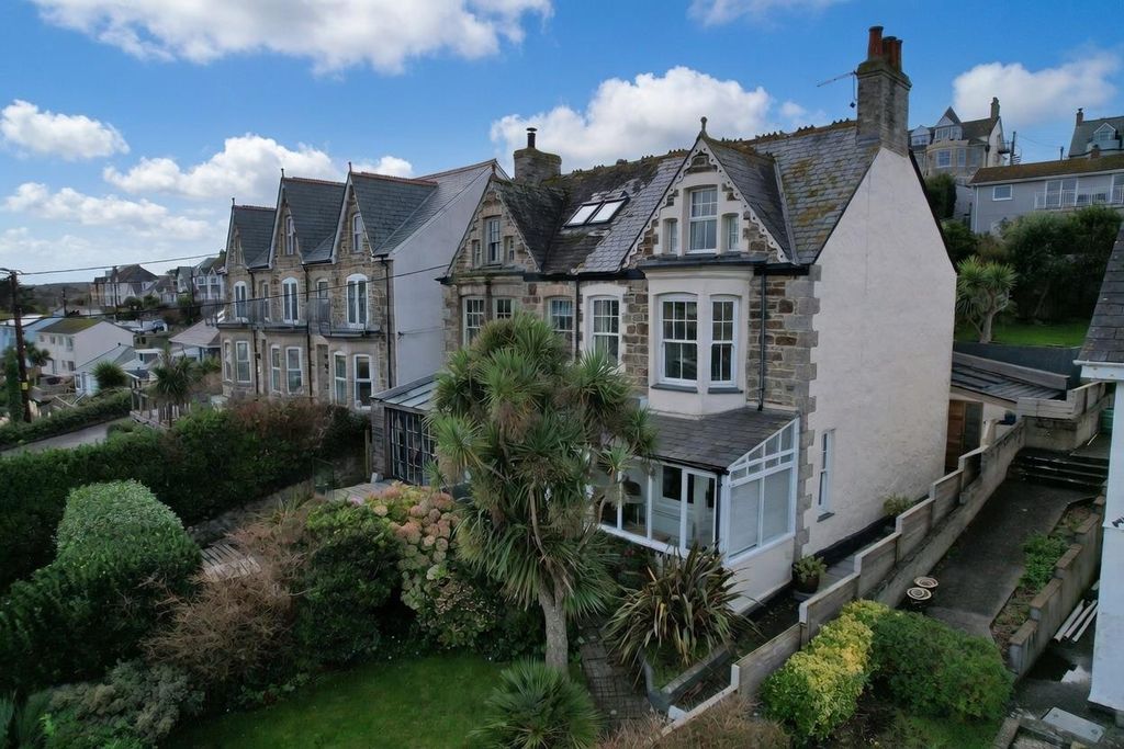 4 bed property for salePerranporth TR6