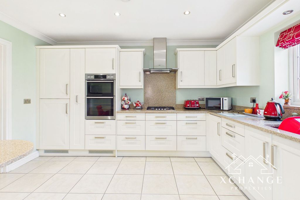 Additional image 12 of 3 bed detached house for saleSlade Close, Nuneaton CV11