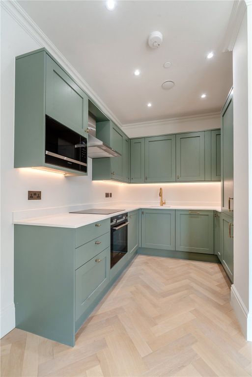 Additional image 4 of 2 bed flat for saleWesthorpe House, Marlow, Buckinghamshire SL7