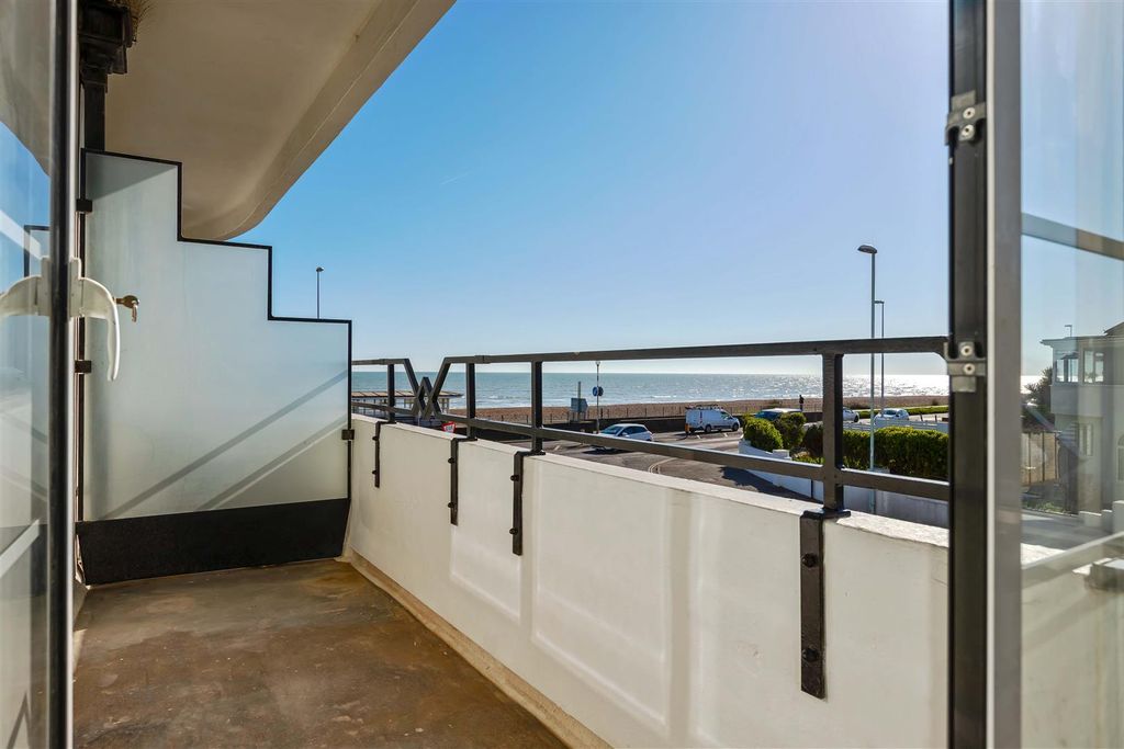 Additional image 4 of 3 bed flat for saleBrighton Road, Worthing BN11