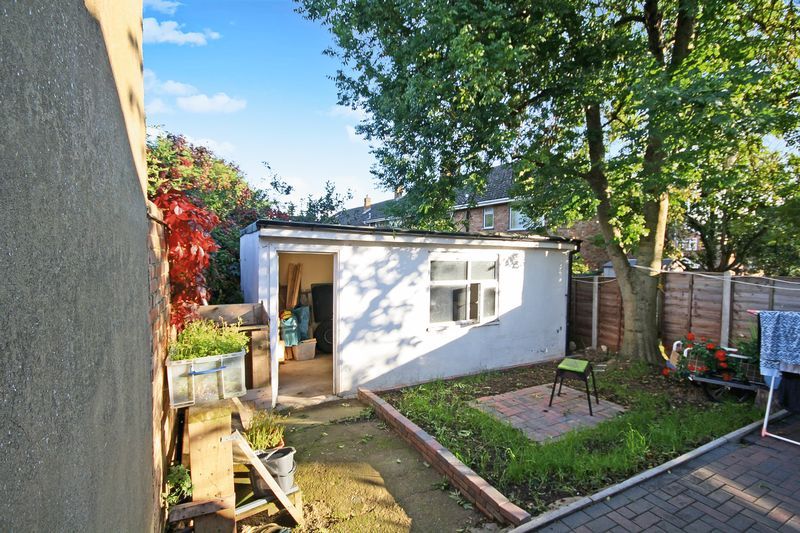 Additional image 8 of 6 bed semi-detached house for saleChurch Road, Northolt UB5