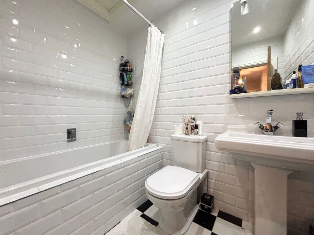 Additional image 23 of 4 bed detached house for saleChatsworth Road, Worsley M28