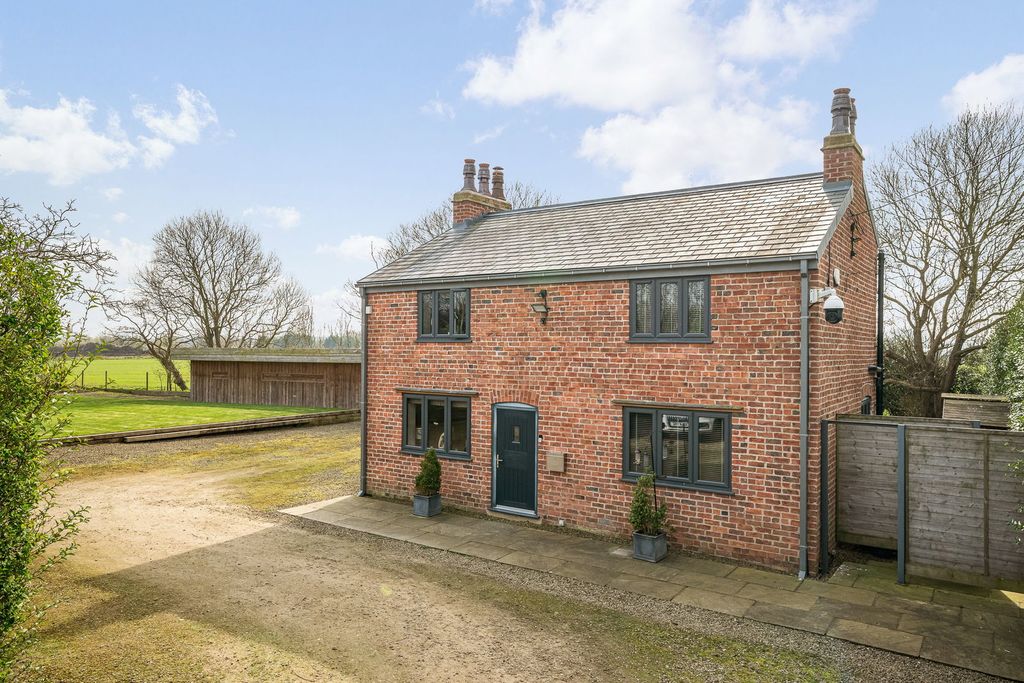 Additional image 44 of 2 bed cottage for saleCanal Cottage, Downholland, Aughton, Ormskirk L39