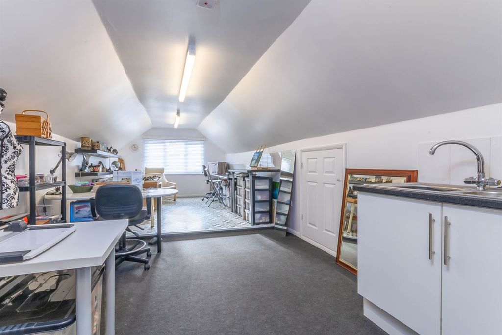 Additional image 18 of 4 bed property for saleBeeleigh Road, Maldon CM9