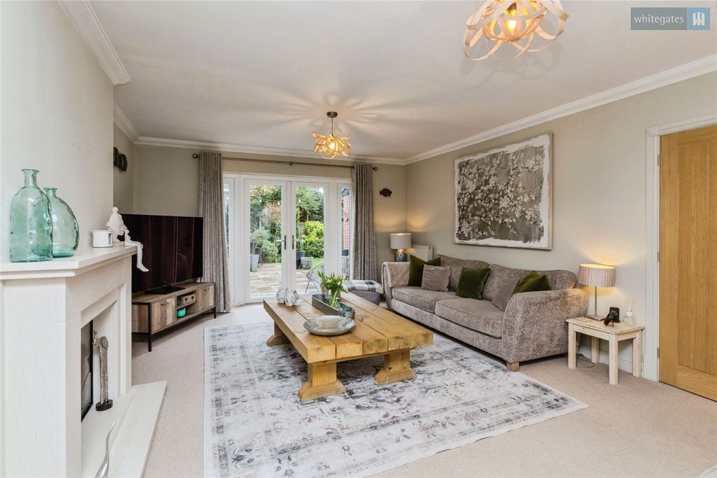Additional image 9 of 5 bed detached house for saleKensington Drive, Willaston, Nantwich, Cheshire CW5
