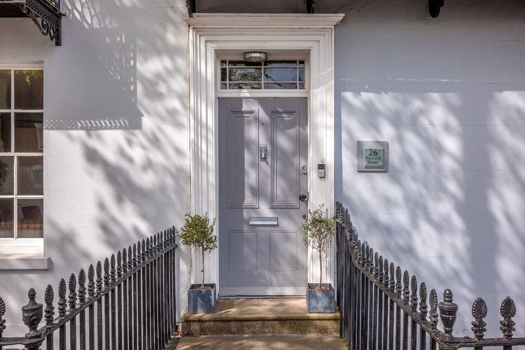 Additional image 4 of 5 bed terraced house for salePortland Street, Leamington Spa, Warwickshire CV32