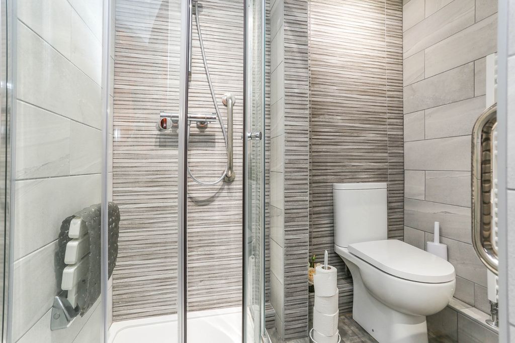 Additional image 10 of 5 bed detached house for saleRutherford Glen, Whitestone, Nuneaton CV11