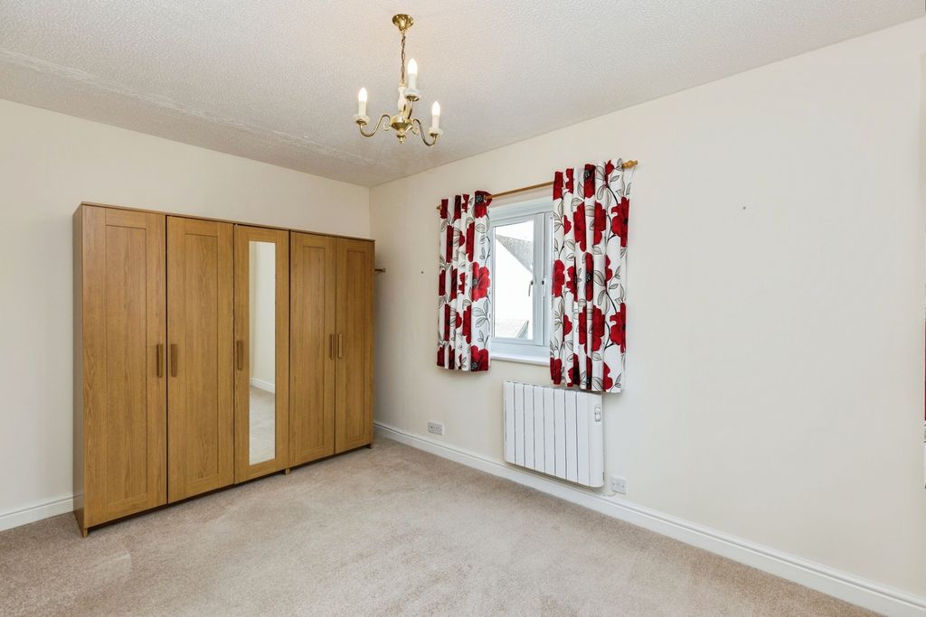 Additional image 9 of 2 bed flat for salePegasus Court, Gloucestershire GL54