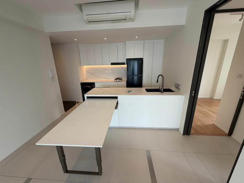 60 Newton Road photo 2