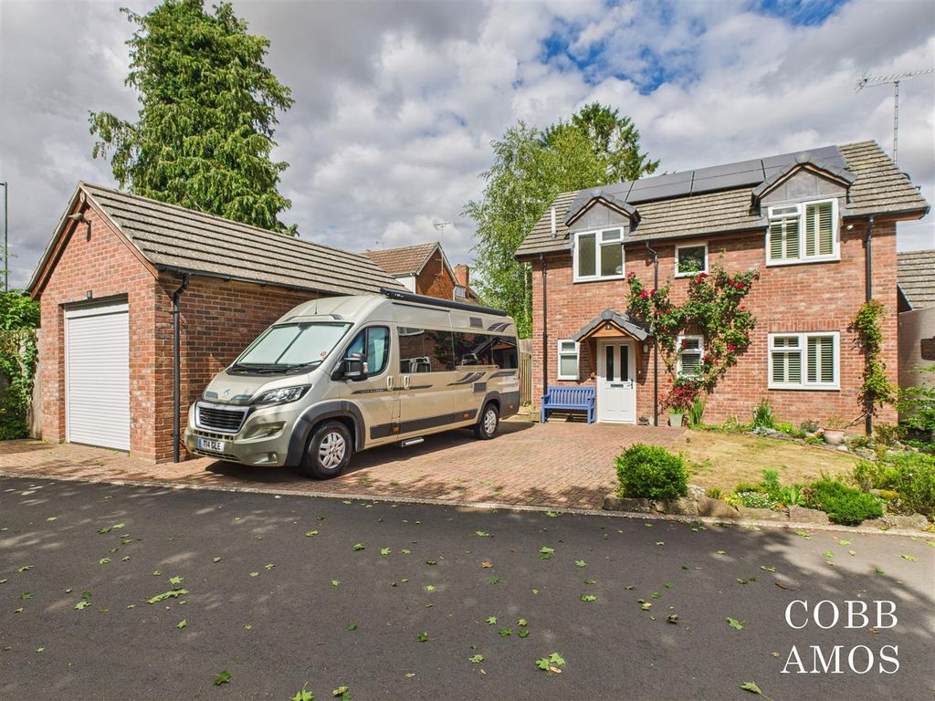 3 bed detached house for saleThe Old Brickyard, Leominster HR6
