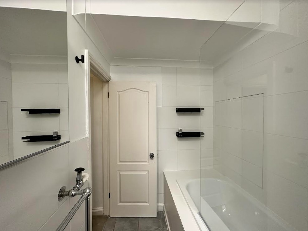 Room in a Shared Flat, Keats House, SW1V, N1 7GU photo 2