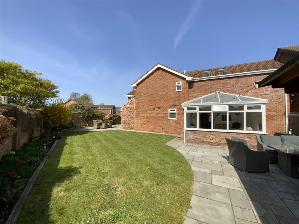 Additional image 30 of 4 bed detached house for saleMountsfield Close, Newport Pagnell MK16