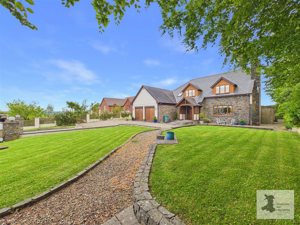 4 bed detached house for saleBeulah, Newcastle Emlyn SA38