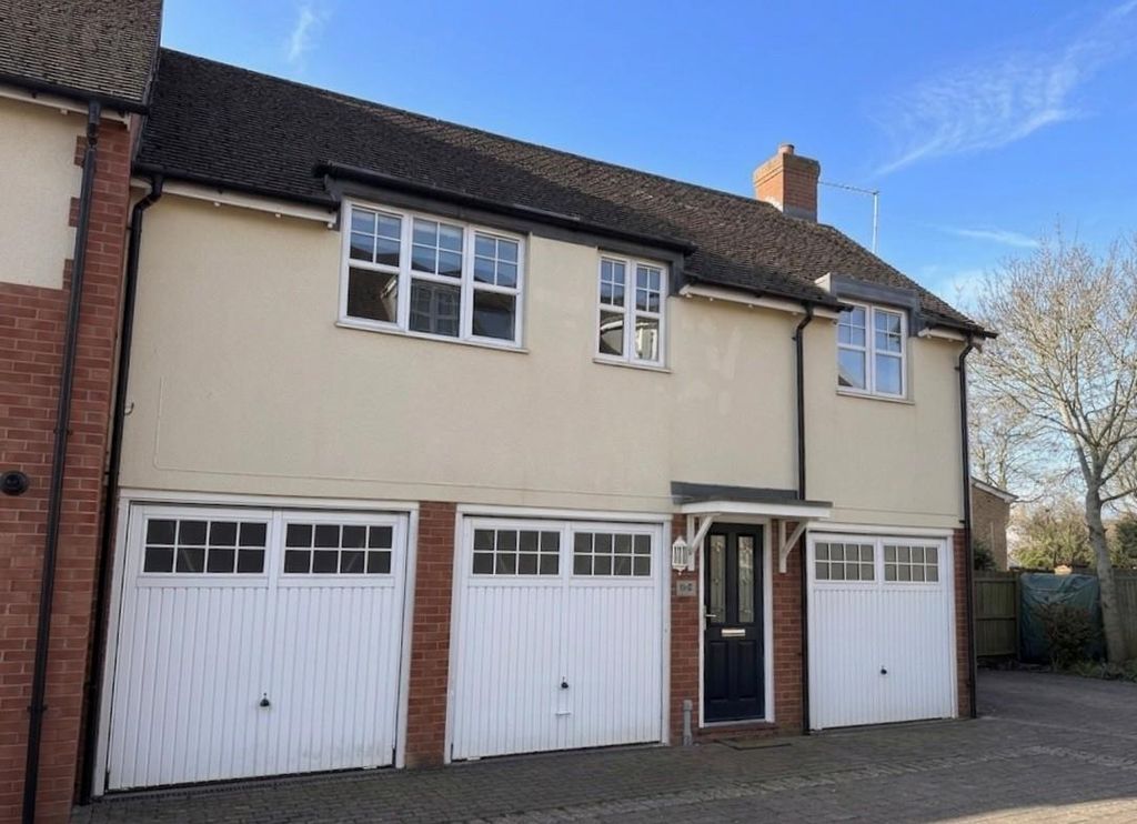 2 bed flat for saleEinstein Crescent, Duston, Northampton NN5