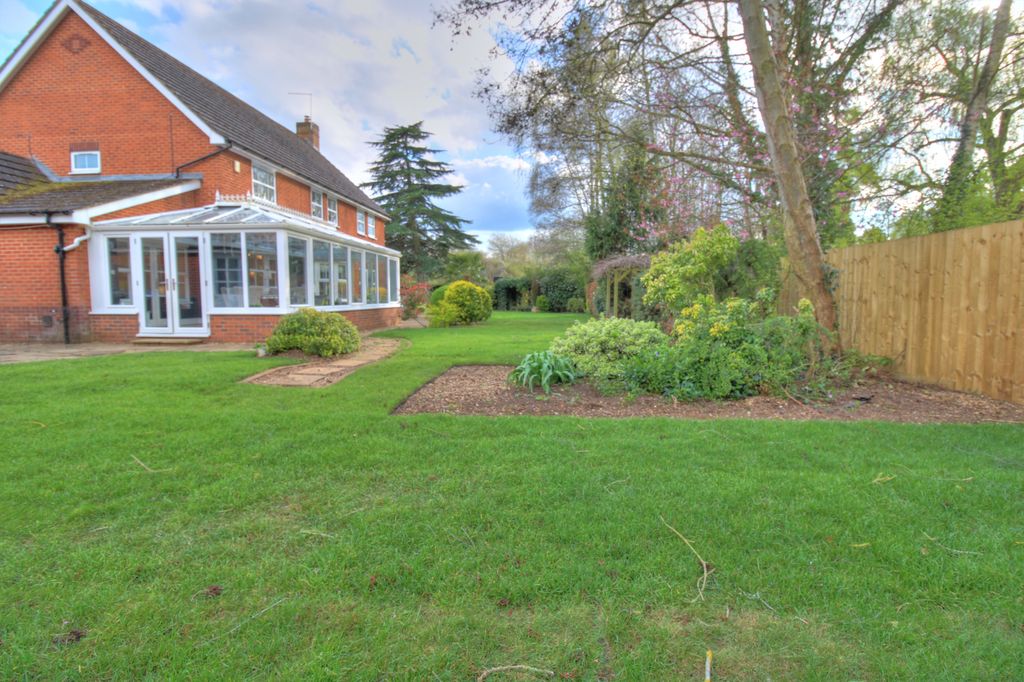 Additional image 32 of 4 bed detached house for saleStanding Stones, Northampton NN3
