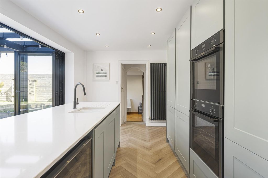 Additional image 8 of 5 bed detached house for saleCresta Road, Newhaven BN9