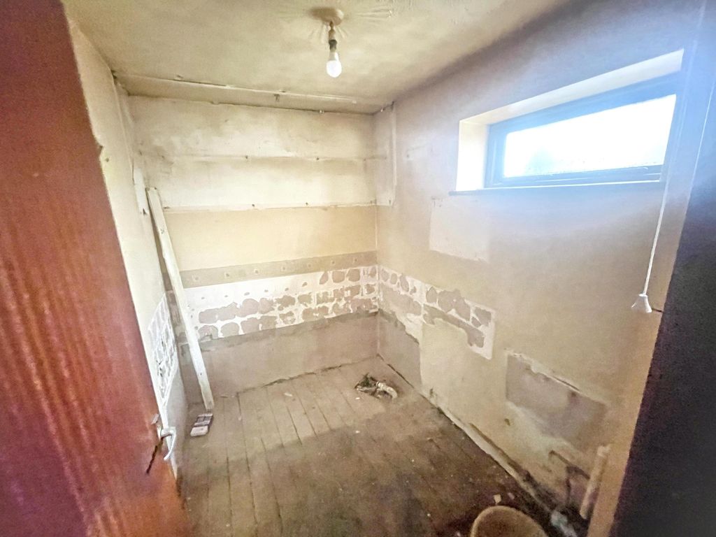 Additional image 6 of 1 bed flat for saleFlat 1 Oxford House, 6 Marlborough Street, Faringdon, Oxfordshire SN7
