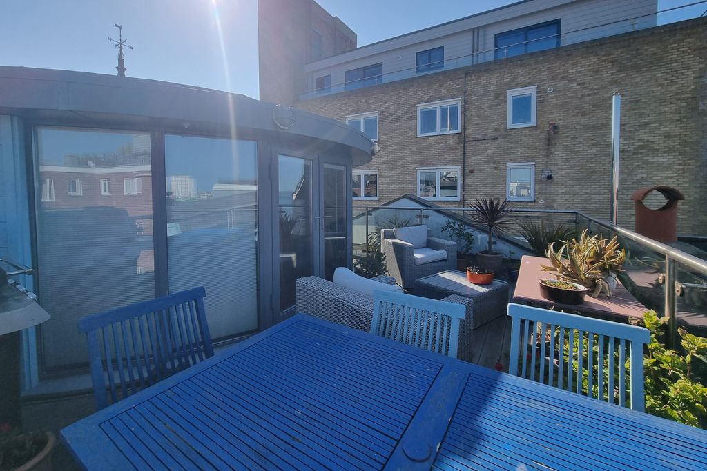 Additional image 25 of 4 bed town house for saleOld Portsmouth, Hampshire PO1
