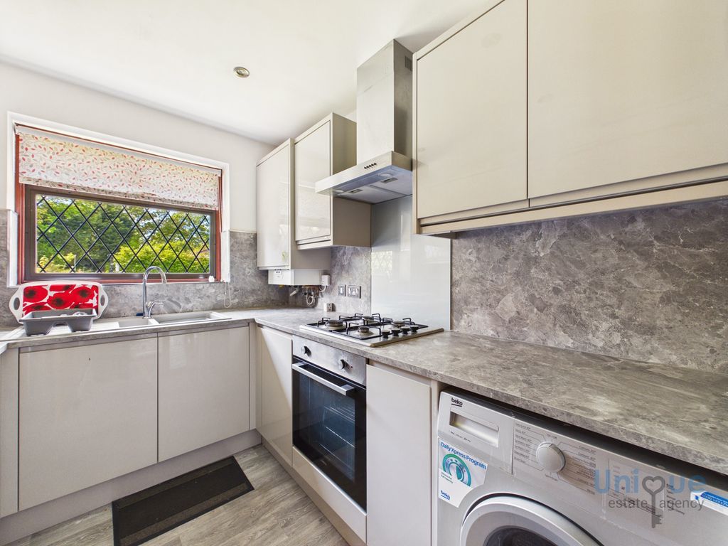 Additional image 4 of 2 bed flat for saleSouthlands, Kirkham PR4