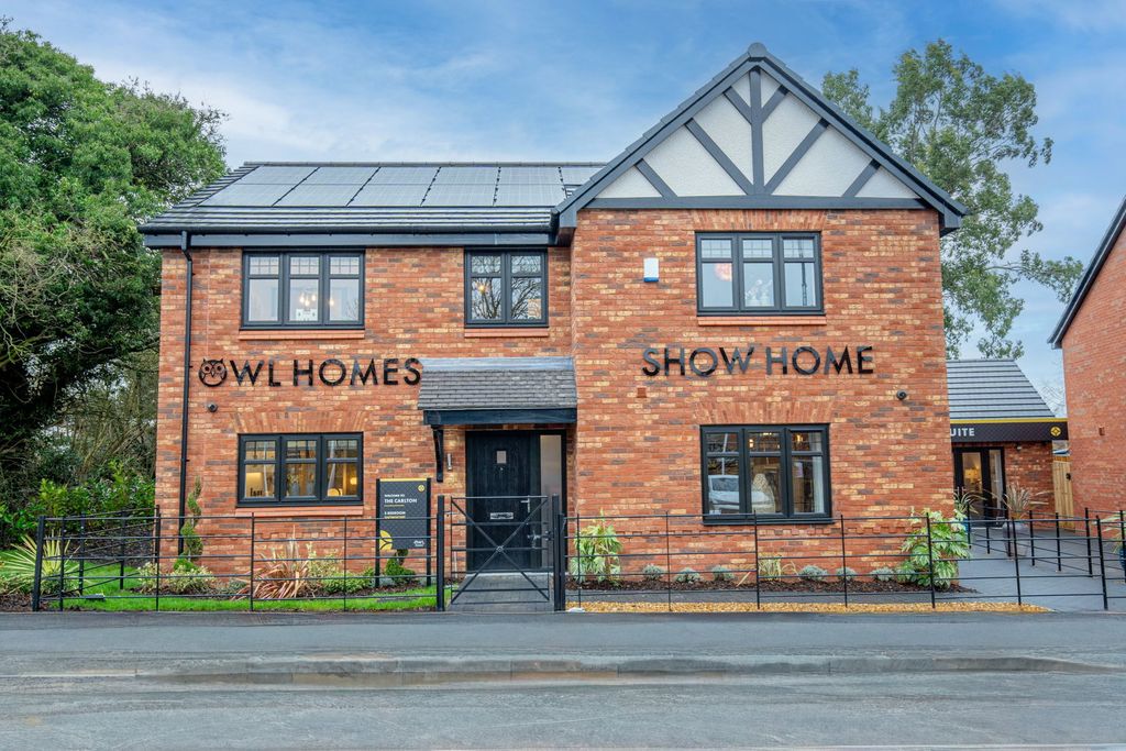 5 bed detached house for saleThe Carlton, Plot 11 Oakwood, Wykin Lane, Stoke Golding CV13