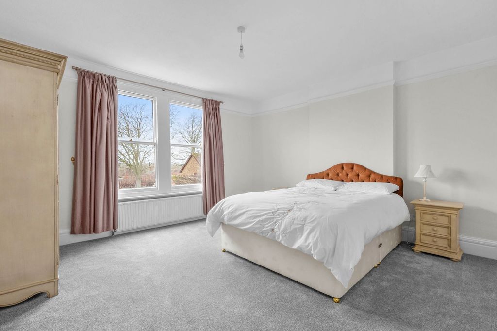 Additional image 13 of 7 bed detached house for salePrinces Risborough, Buckinghamshire HP27