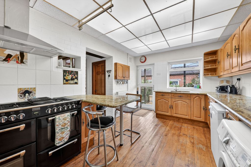 Additional image 5 of 3 bed end terrace house for saleMoorland Road, Leeds LS16