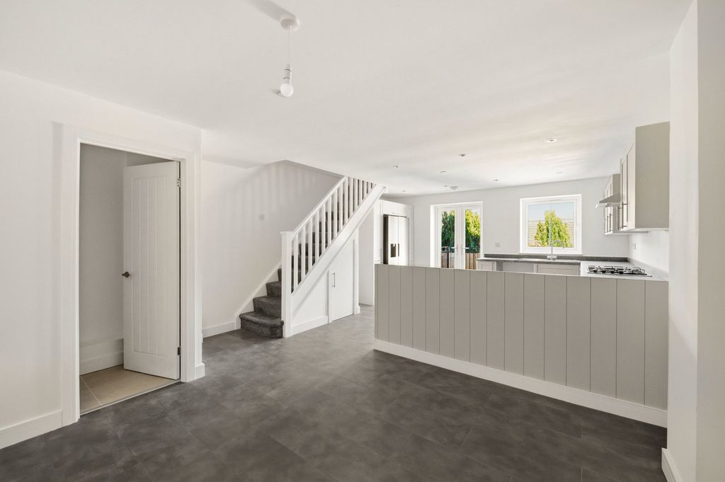 Additional image 16 of 3 bed town house for saleWoodland Street, Mountain Ash CF45