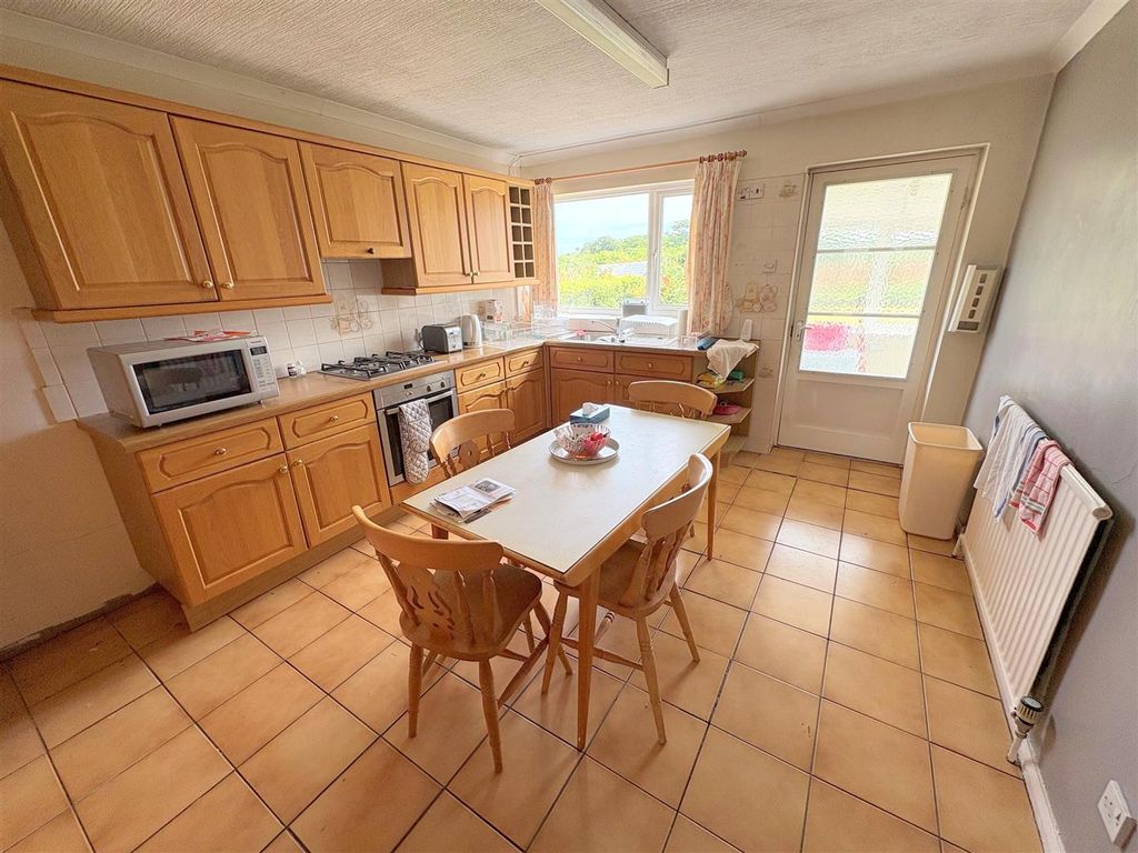 Additional image 9 of 3 bed detached house for saleYstad Celyn, Maesteg CF34