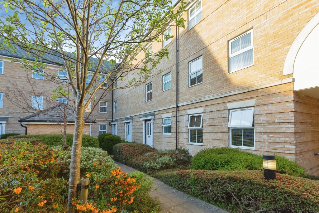2 bed flat for saleStanbridge Road, Leighton Buzzard LU7