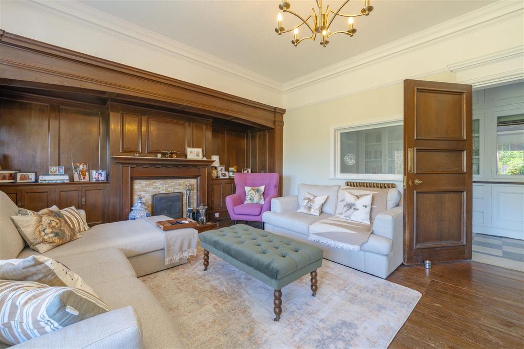 Additional image 8 of 7 bed semi-detached house for saleAbington Park Crescent, Northampton NN3