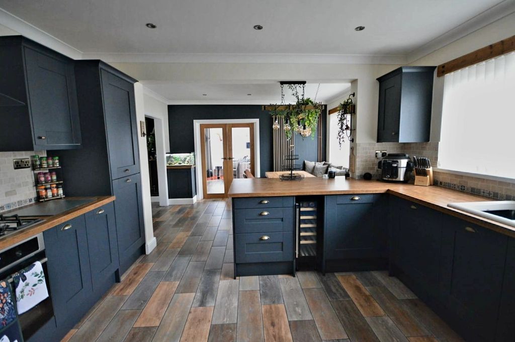 Additional image 9 of 3 bed detached house for saleFfordd Dinas, Cwmavon, Port Talbot SA12