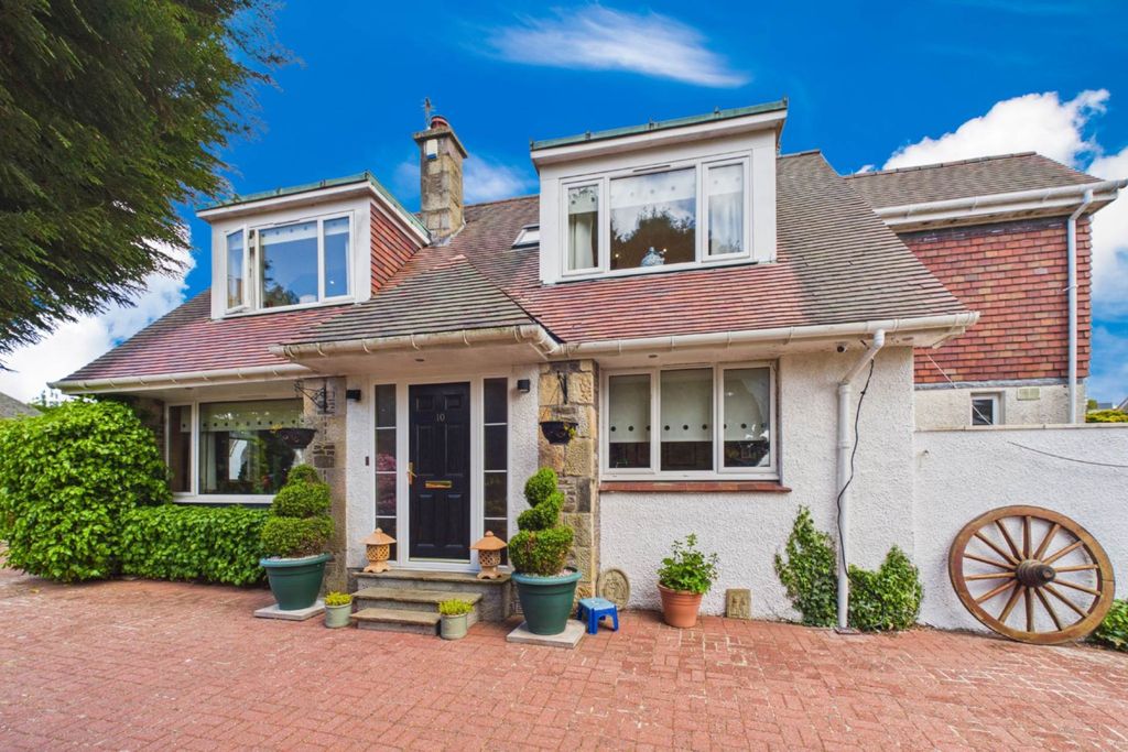 3 bed detached house for saleFriarsdene, Lanark ML11