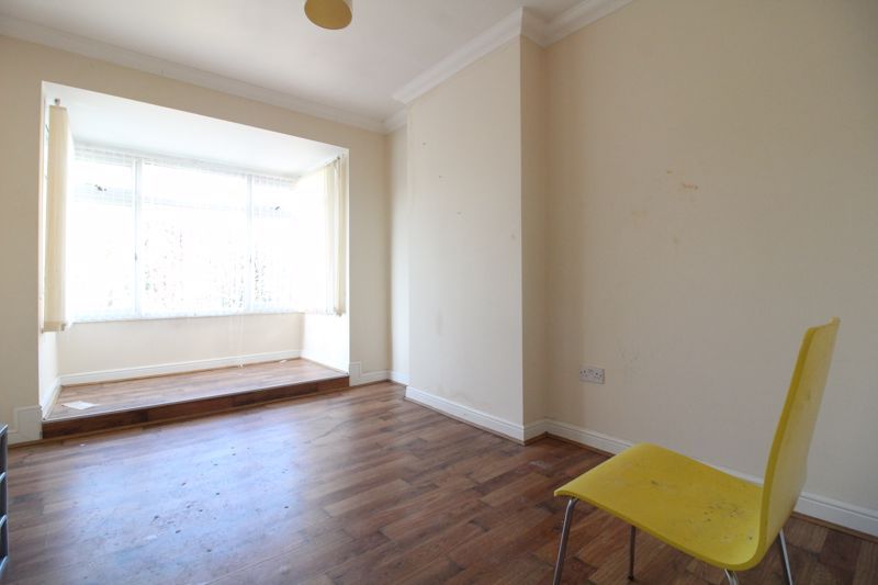 Additional image 13 of 6 bed detached house for saleChain Free On New Bedford Road, Luton LU3
